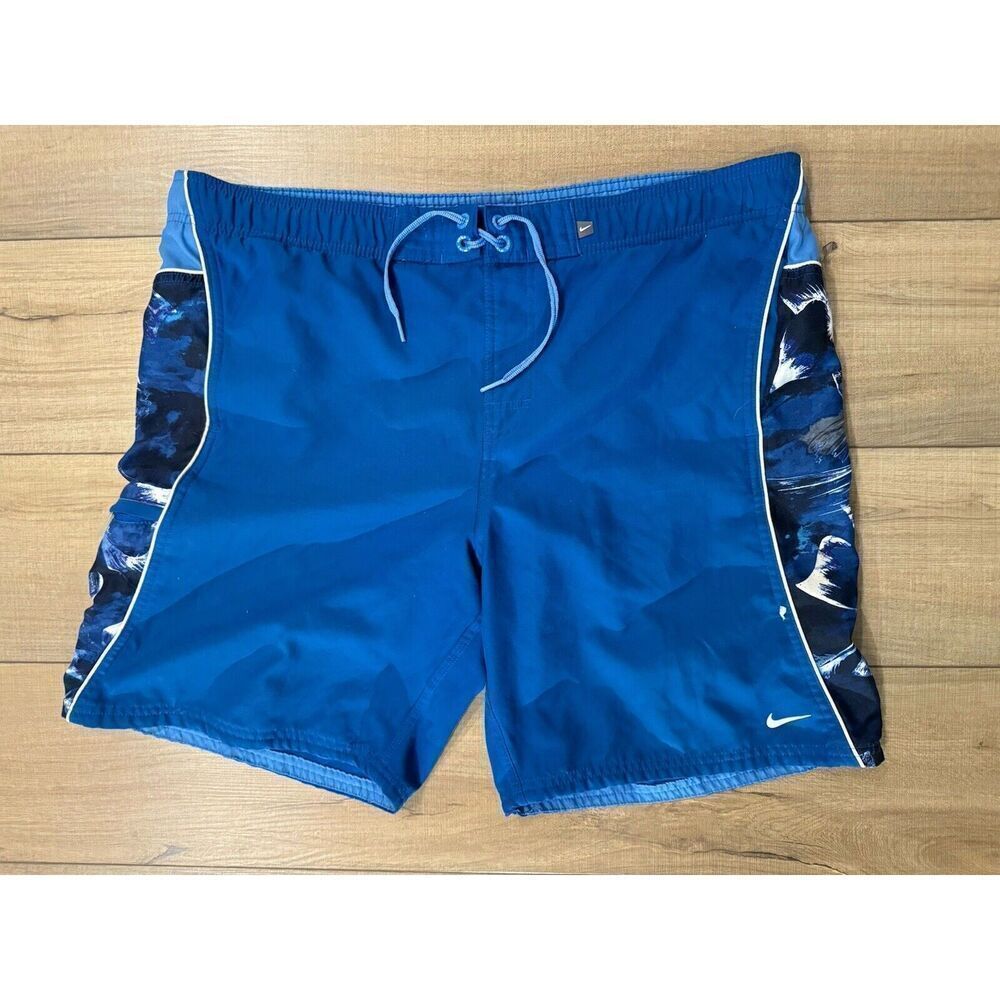 Men's Nike Swim Trunks L Large Pockets Summer Board Shorts Blue